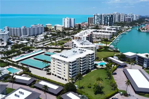 3420 Gulf Shore Blvd N #66, Naples, FL 34103
