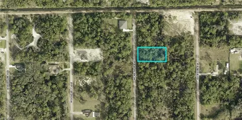 1916 Mcarthur Ave, Lehigh Acres, FL 33972