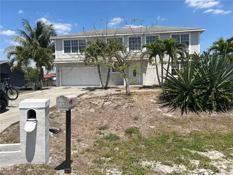 3216 36th St SW, Lehigh Acres, FL 33976
