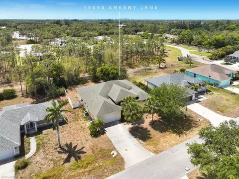 10590 Ankeny Ln, Bonita Springs, FL 34135
