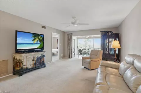 5467 Rattlesnake Hamm Rd #C-301, Naples, FL 34113