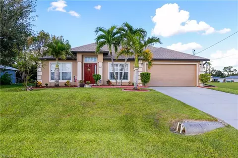 2049 NE 27th Ter, Cape Coral, FL 33909