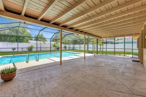 124 Flame Vine Dr, Naples, FL 34110 photo 27