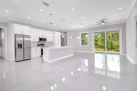 4140 31st Ave NE, Naples, FL 34120