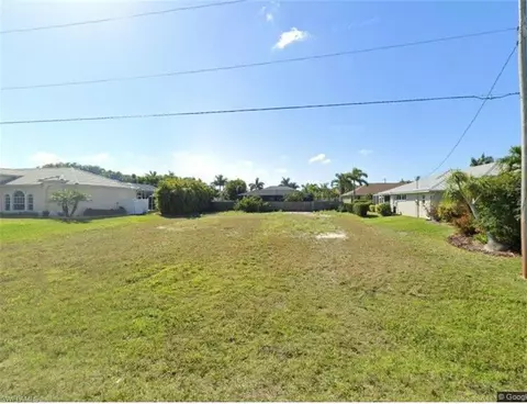 2818 SW 44th Ter, Cape Coral, FL 33914