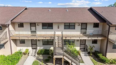 5323 Treetops Dr #T203, Naples, FL 34113