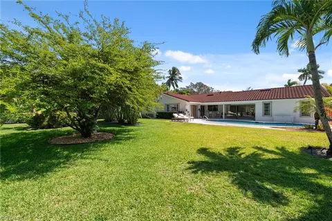 Exterior - 2085 Alamanda Dr, Naples, FL 34102 photo 7 of 7