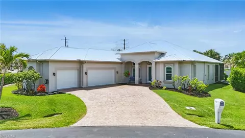 16005 Harbour Palms Dr, Fort Myers, FL 33908