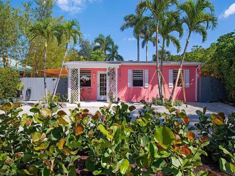 Exterior - 1055 8th Ave N, Naples, FL 34102 photo 2 of 6