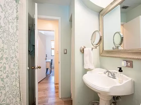 Bath - 1055 8th Ave N, Naples, FL 34102 photo 2 of 2
