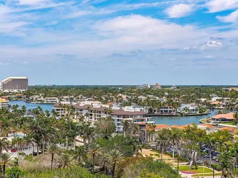 View/Area - 4031 Gulf Shore Blvd N #PH-2C, Naples, FL 34103 photo 2 of 2