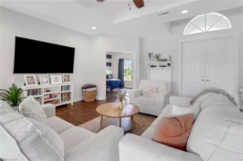4910 18th St NE, Naples, FL 34120