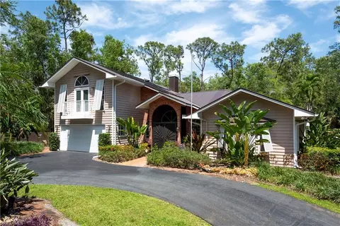 1510 Logan Ct, Naples, FL 34116