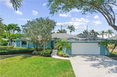 3652 Sudbury Ln, Bonita Springs, FL 34134