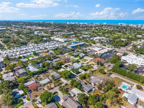 View/Area - 1032 29th Ave N, Naples, FL 34103 photo 7 of 7