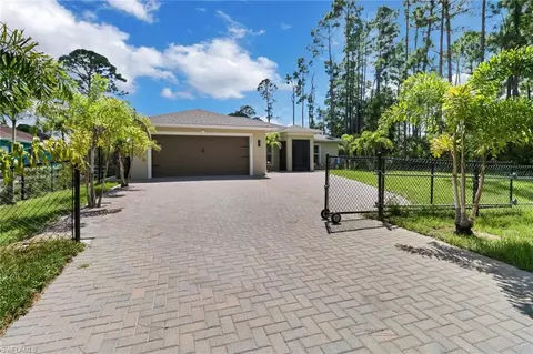2807 18th St W, Lehigh Acres, FL 33971