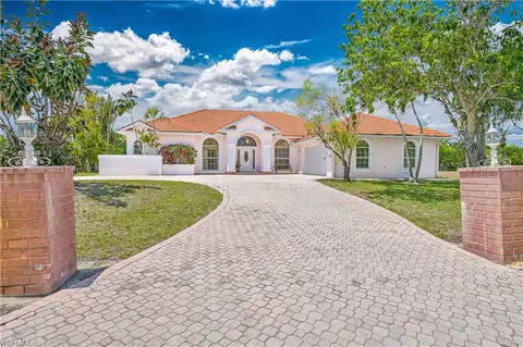 12280 Soria Ln, Bonita Springs, FL 34135