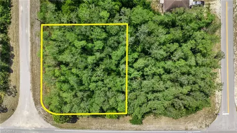573 Ladd St, Lehigh Acres, FL 33974