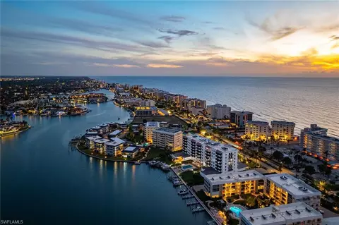 3430 Gulf Shore Blvd N #4I, Naples, FL 34103