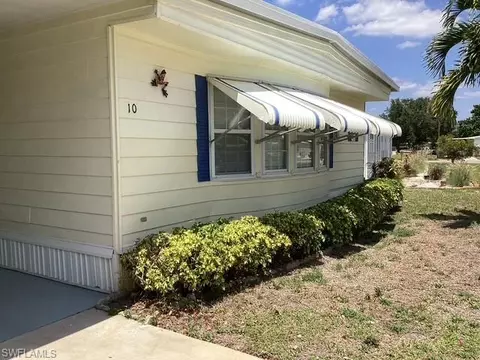 10 Le Mans Dr, Naples, FL 34112