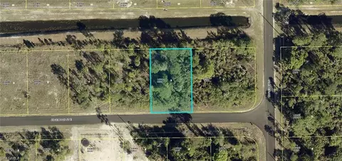 1255 Edgewood St E, Lehigh Acres, FL 33974