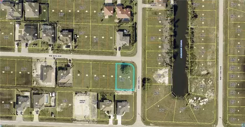 3320 NW 8th Ter, Cape Coral, FL 33993