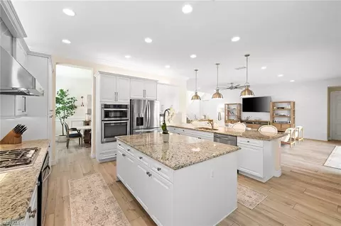 Kitchen - 4340 Avalon Ct, Naples, FL 34119 photo 5 of 7