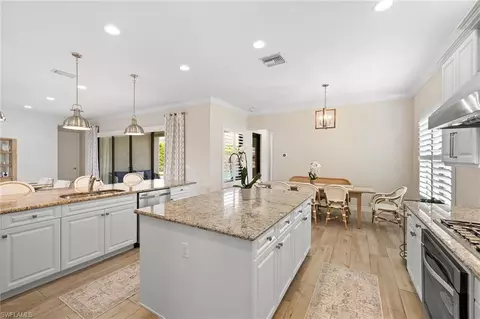 Kitchen - 4340 Avalon Ct, Naples, FL 34119 photo 4 of 7