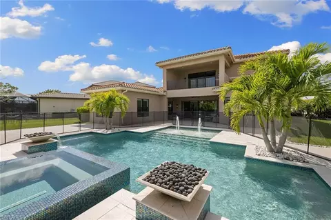 Exterior - 4340 Avalon Ct, Naples, FL 34119 photo 1 of 7