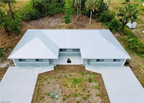 38253827 Hollycrest St, Fort Myers, FL 33905
