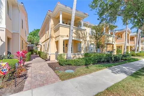28590 Alessandria Cir, Bonita Springs, FL 34135