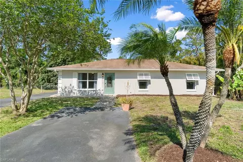 1171 15th St SW, Naples, FL 34117