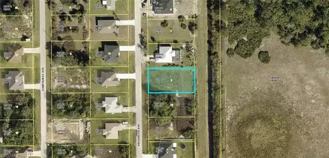 425 Progress Ave, Lehigh Acres, FL 33974 photo 2