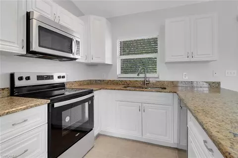 2575 39th Ave NE, Naples, FL 34120 photo 5