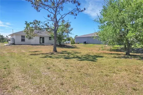 2575 39th Ave NE, Naples, FL 34120 photo 9