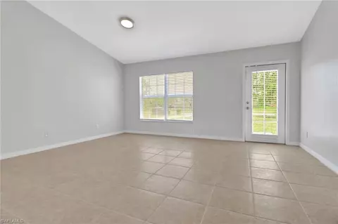 2575 39th Ave NE, Naples, FL 34120 photo 2