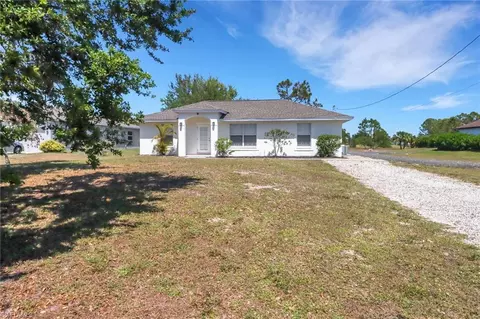2575 39th Ave NE, Naples, FL 34120