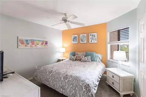 Bedroom - 40 Seagate Dr #202A, Naples, FL 34103 photo 4 of 5