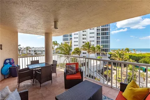 Exterior - 40 Seagate Dr #202A, Naples, FL 34103 photo 5 of 10
