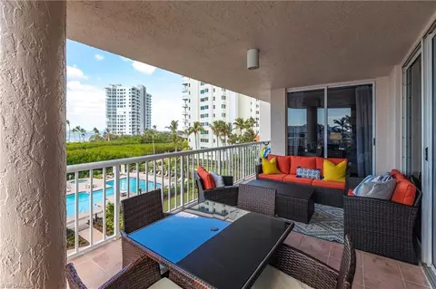Exterior - 40 Seagate Dr #202A, Naples, FL 34103 photo 4 of 10