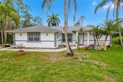 1090 24th Ave NE, Naples, FL 34120