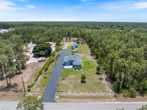 2948 2nd Ave NE, Naples, FL 34120