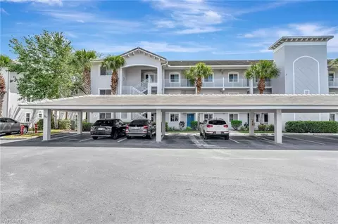 7811 Regal Heron Cir #4-102, Naples, FL 34104