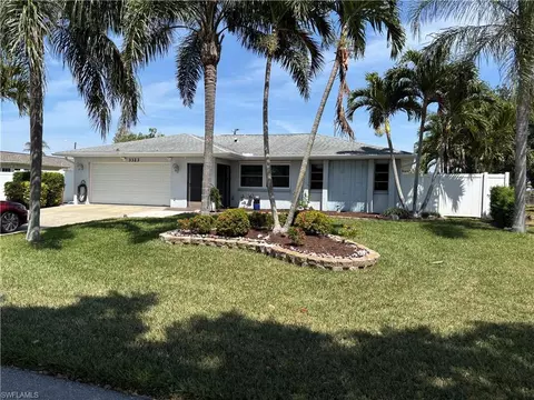 3323 SE 11th Ave, Cape Coral, FL 33904