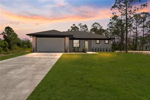547 Mcarthur Blvd, Lehigh Acres, FL 33974