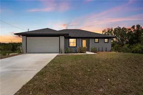 3404 38th St SW, Lehigh Acres, FL 33976