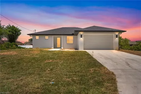 3200 37th St SW, Lehigh Acres, FL 33976