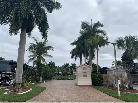 1278 Silver Lakes Blvd, Naples, FL 34114