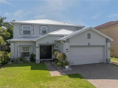 2305 Cape Heather Cir, Cape Coral, FL 33991