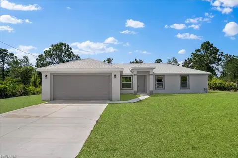 3304 72nd St W, Lehigh Acres, FL 33971